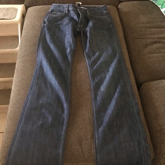Size 2 Banana Republic Low-Rise Boot Cut Jeans. - Picture 2 of 3